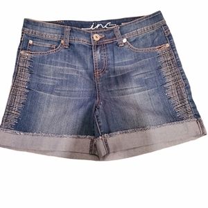 Inc international JEAN SHORTS WITH SEQUINS